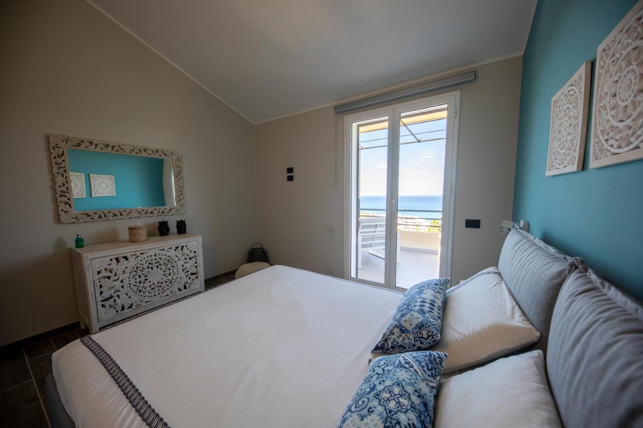 Ilenia Seaview Apartment Чефалу Екстериор снимка